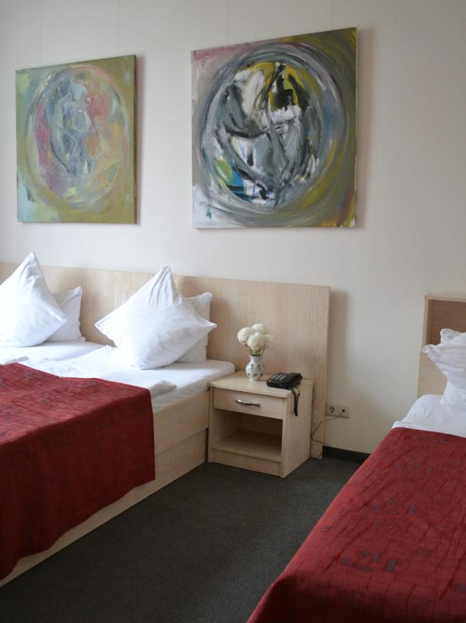 Berlin Art Hotel غيومري المظهر الخارجي الصورة